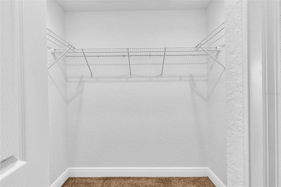 Spacious, unfurnished interior of a new home in , Ocala (Image 18).