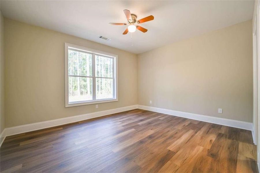 Spacious, unfurnished interior of a new home in , Mansfield (Image 57).
