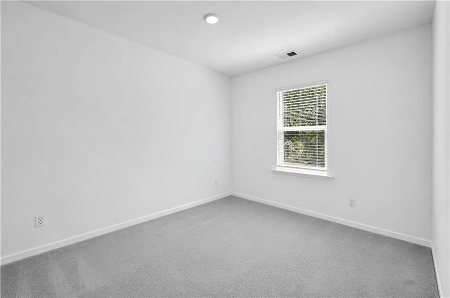 Spacious, unfurnished interior of a new home in Crossvine Village, LaGrange (Image 18).