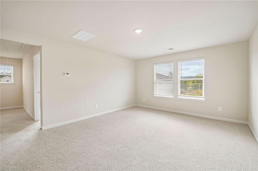 Spacious, unfurnished interior of a new home in Northwoods at Mirror Lake, Villa Rica (Image 33). Spacious, unfurnished interior of a new home in Northwoods at Mirror Lake, Villa Rica (Image 33).
