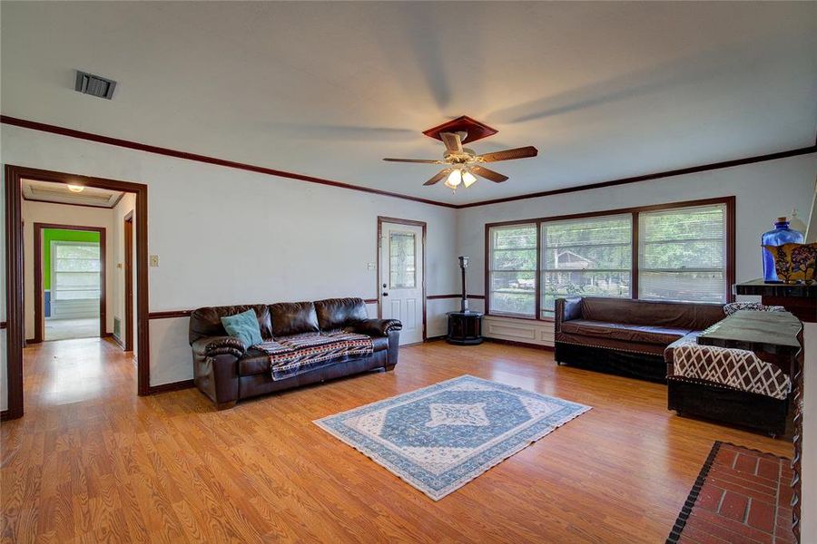 Image 34 of a home in .