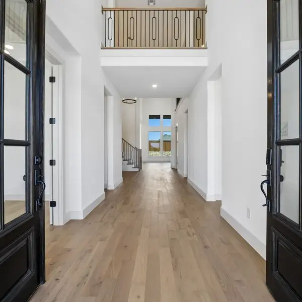 Spacious, unfurnished interior of a new home in The Parks at Wilson Creek, Celina (Image 52). Spacious, unfurnished interior of a new home in The Parks at Wilson Creek, Celina (Image 52).