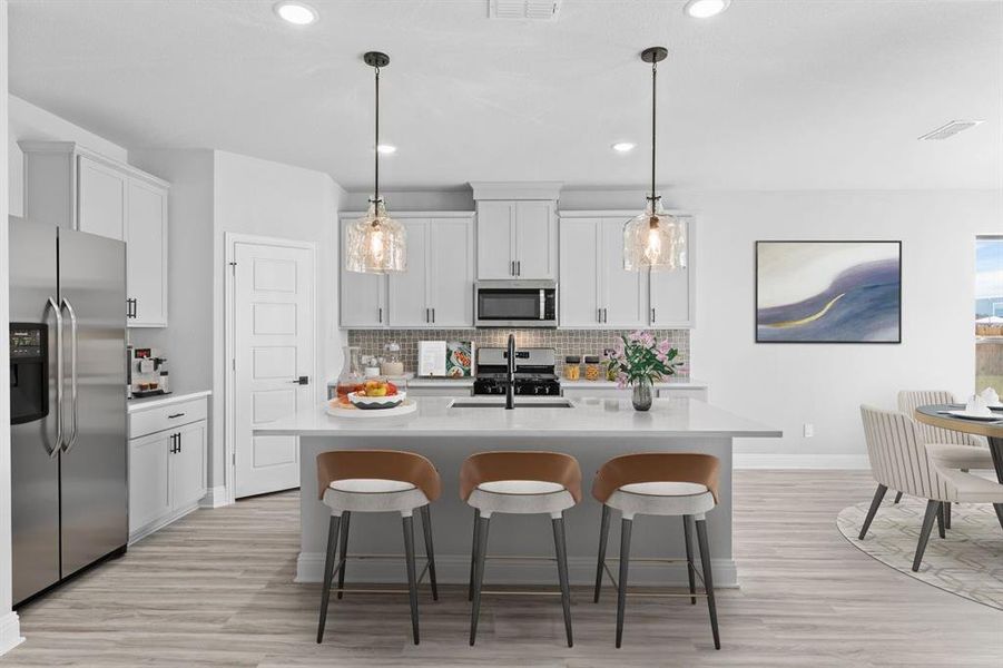 DAL_Meadow Vista_Kendall_1701 Willowhurst Lane (5) DAL_Meadow Vista_Kendall_1701 Willowhurst Lane (5)