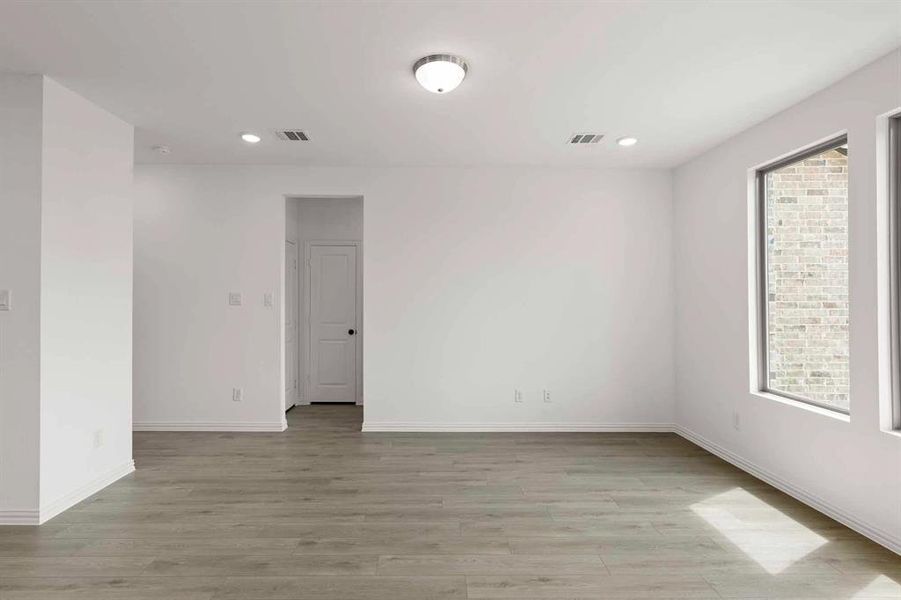 Spacious, unfurnished interior of a new home in Gateway Parks, Forney (Image 19). Spacious, unfurnished interior of a new home in Gateway Parks, Forney (Image 19).