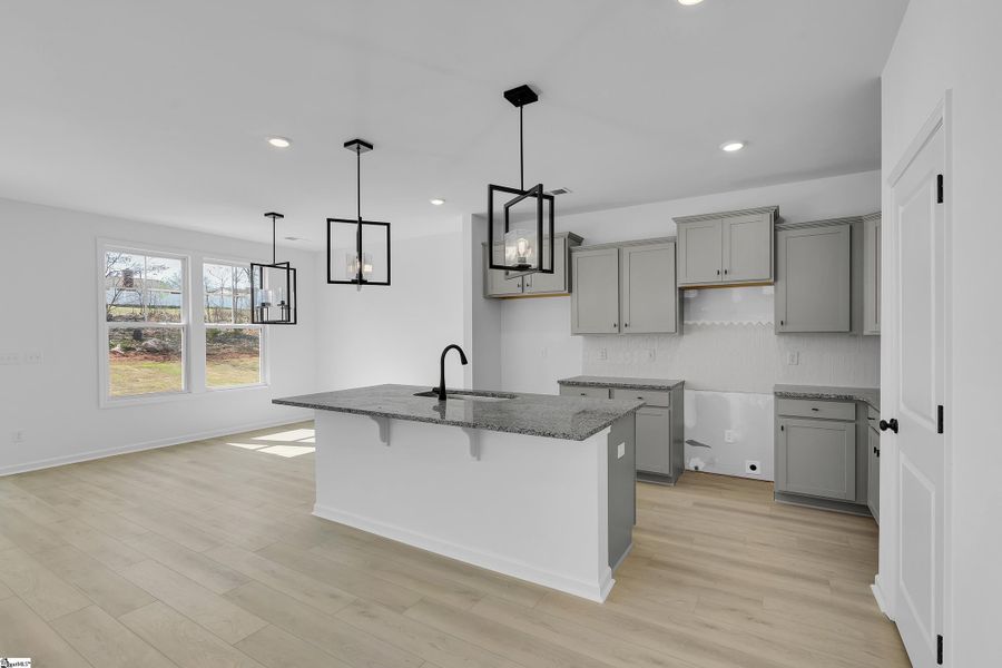 Furnished interior view inside a new home in Lynbrook, Boiling Springs (Image 7).
