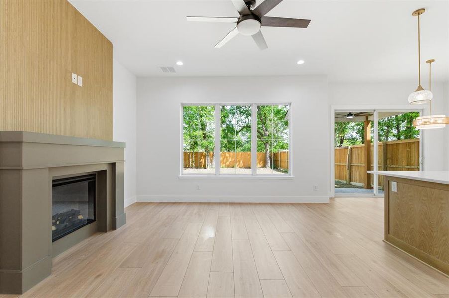 Spacious, unfurnished interior of a new home in , West Tawakoni (Image 19).