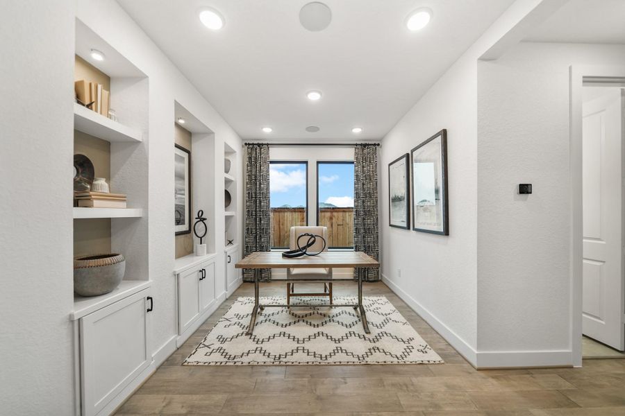 Furnished interior view inside a new home in , Katy (Image 5).