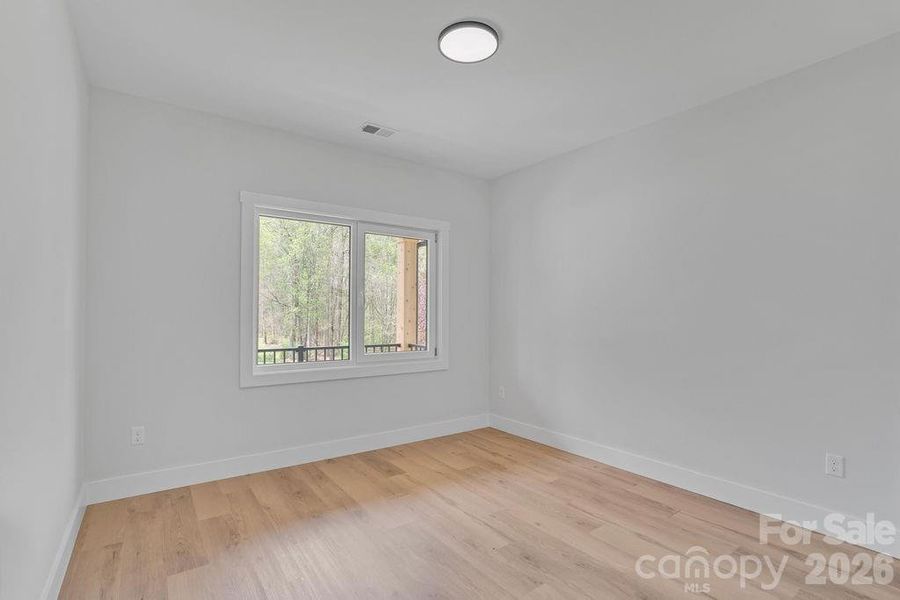 Spacious, unfurnished interior of a new home in , Dallas (Image 29). Spacious, unfurnished interior of a new home in , Dallas (Image 29).
