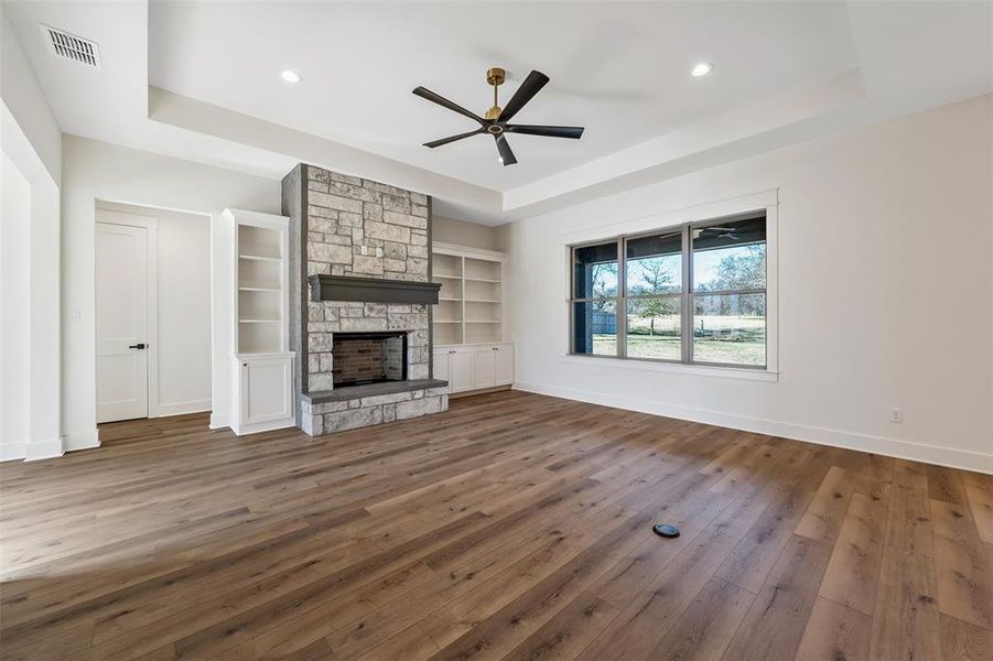 Spacious, unfurnished interior of a new home in , Bullard (Image 31).