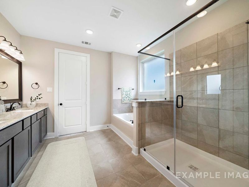 Representative furnished interior of a home built from the The Elizabeth A by Davidson Homes LLC in Lago Mar, Texas City (Image 9).