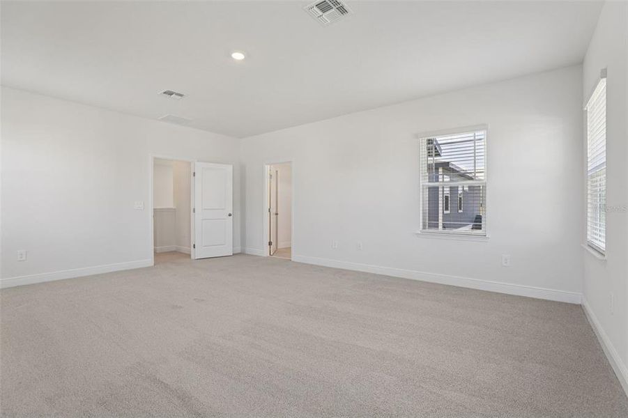 Spacious, unfurnished interior of a new home in Cyrene at Minneola, Minneola (Image 23).