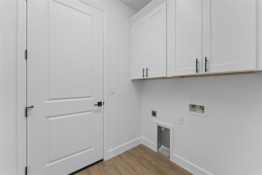Spacious, unfurnished interior of a new home in , North Port (Image 47). Spacious, unfurnished interior of a new home in , North Port (Image 47).