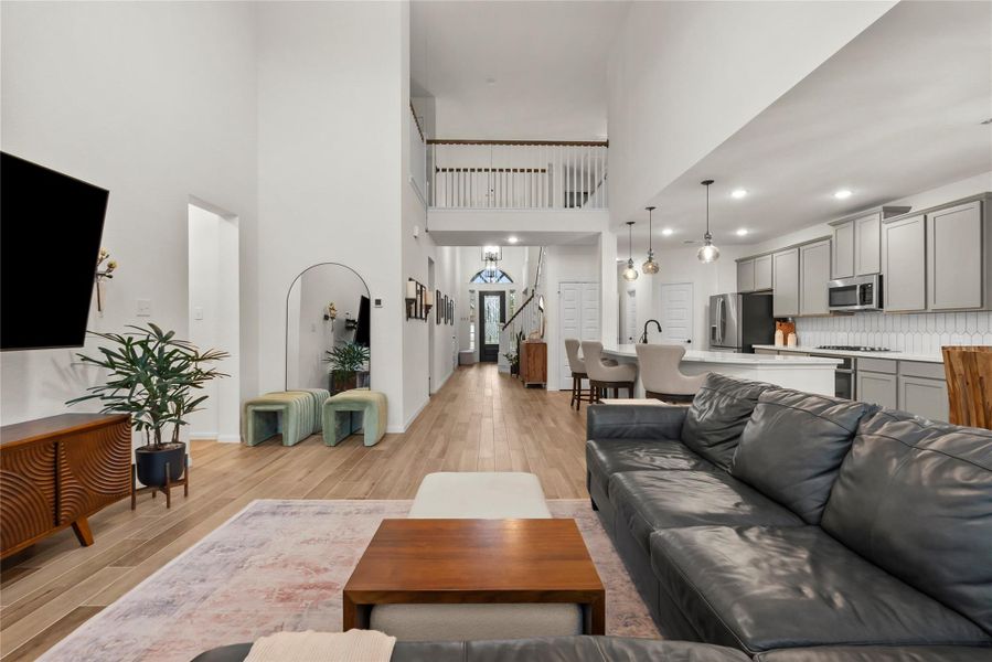 Furnished interior view inside a new home in The Commons at Sedona, League City (Image 10).