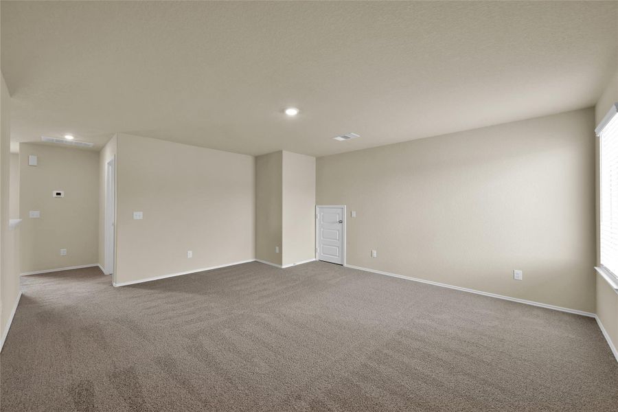 Spacious, unfurnished interior of a new home in Lakes at Black Oak, Magnolia (Image 36).