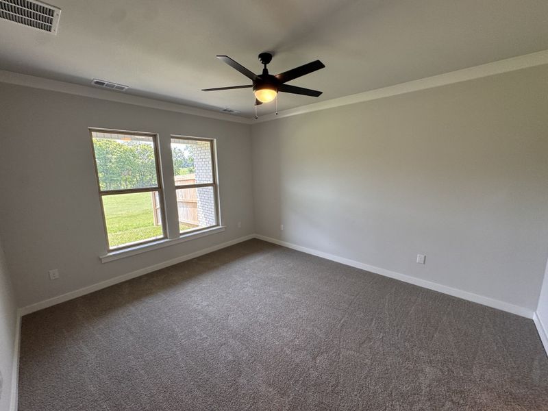 Spacious, unfurnished interior of a new home in The Greens at Legacy Townhomes, Springfield (Image 13).