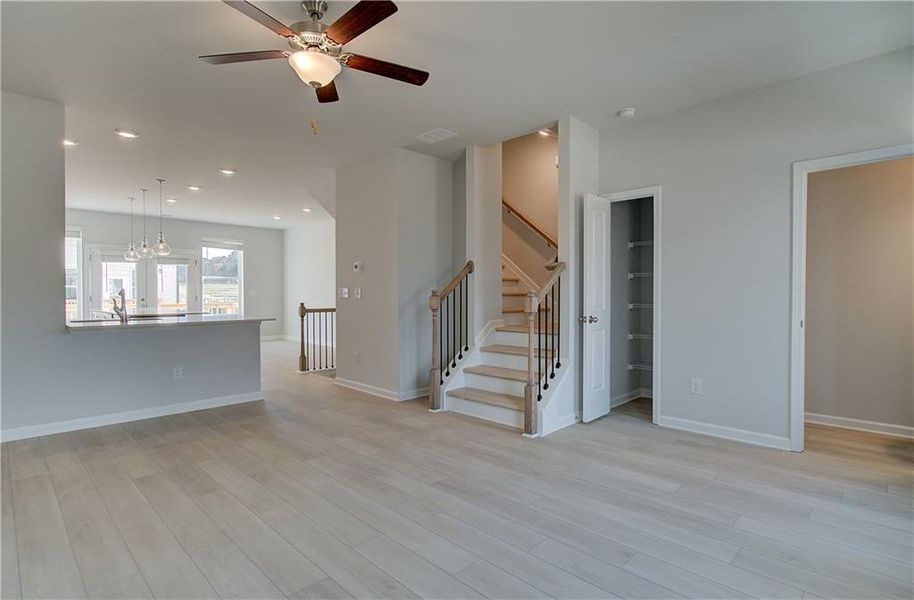 Spacious, unfurnished interior of a new home in Daybreak, Newnan (Image 11).