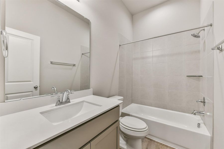 Furnished interior view inside a new home in King Oaks Village, Baytown (Image 13). Furnished interior view inside a new home in King Oaks Village, Baytown (Image 13).