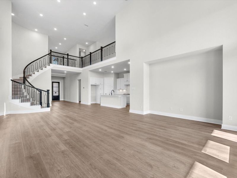 Spacious, unfurnished interior of a new home in Pecan Ridge, Fulshear (Image 17).