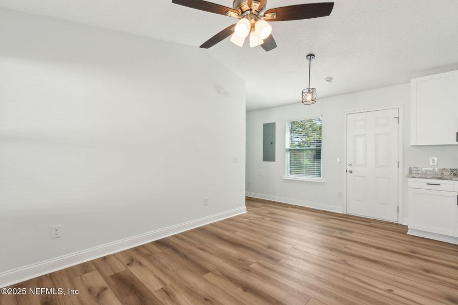 Spacious, unfurnished interior of a new home in , Jacksonville (Image 15).