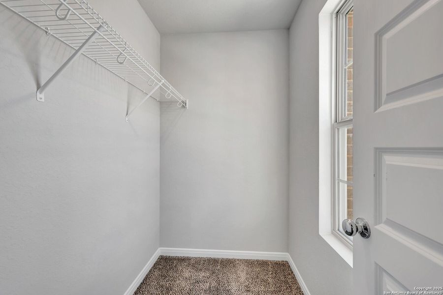 Spacious, unfurnished interior of a new home in Paloma Park, Converse (Image 22).