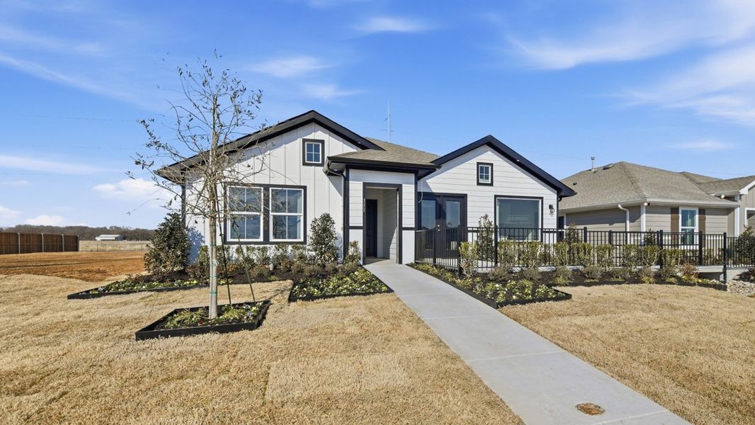 Representative exterior photo of a completed home built from the Texas Cali by D.R. Horton in Dry Creek, Bridgeport, TX (Image 2).
