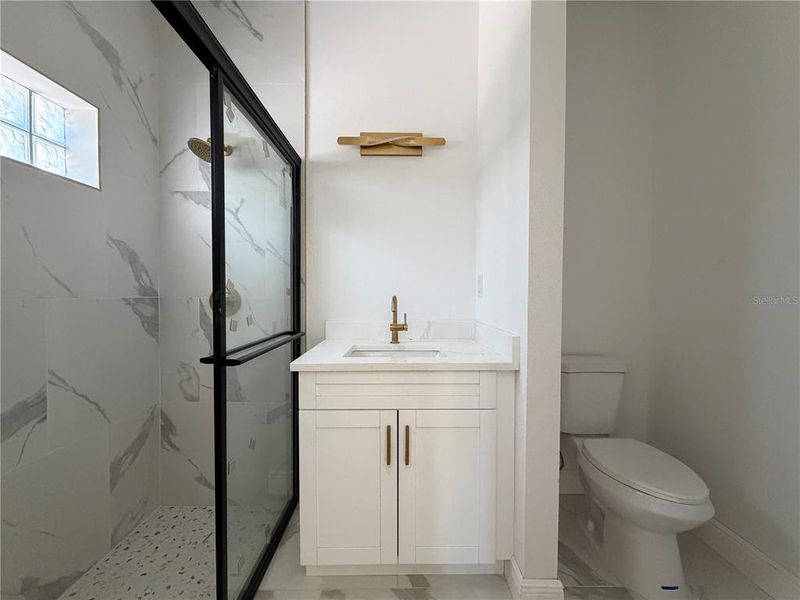 Image 8 of a home in .