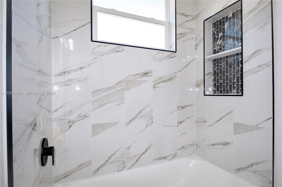 Close-up of interior finishes inside a home in , Sebring (Image 21).