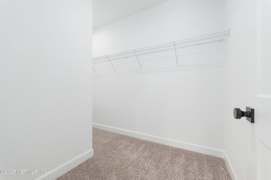 Spacious, unfurnished interior of a new home in , Keystone Heights (Image 18).