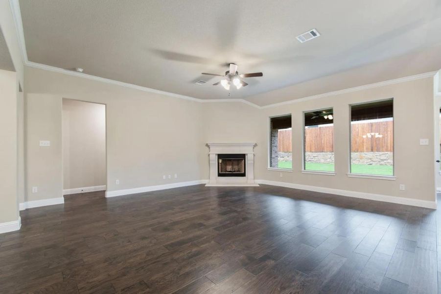 Image 123 representing the Concept 2373 by Landsea Homes in Coyote Crossing, Godley, TX. Image 123 representing the Concept 2373 by Landsea Homes in Coyote Crossing, Godley, TX.