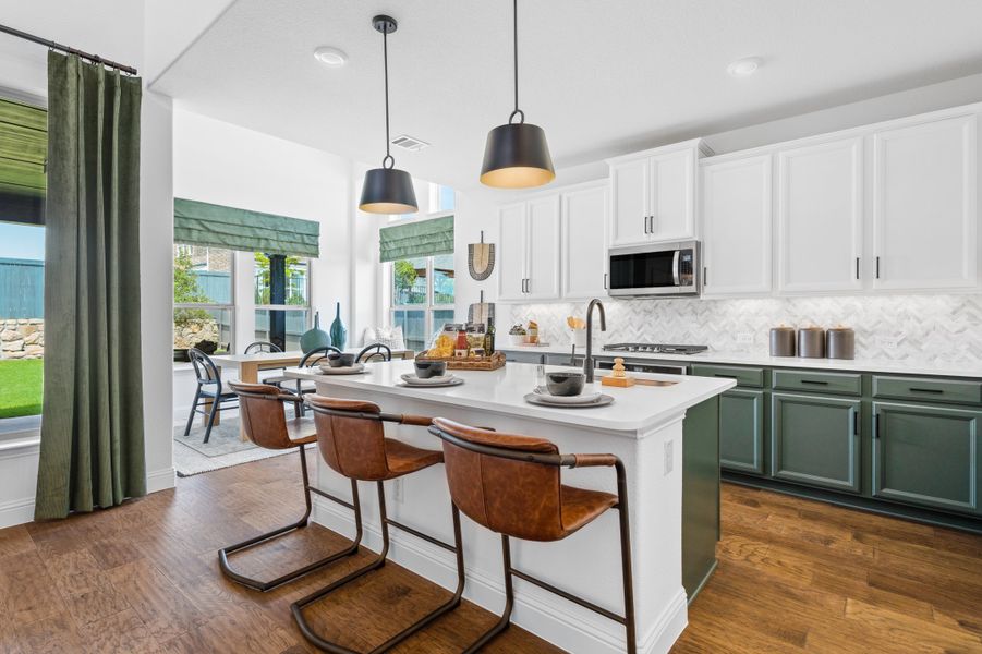 Representative furnished interior of a home built from the Richland by Beazer Homes in Goodland, Midlothian (Image 10).