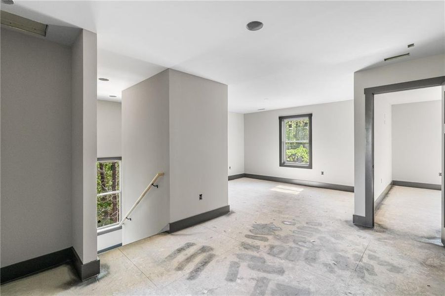 Image 40 of a home in .