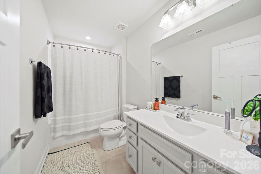 Furnished interior view inside a new home in , Monroe (Image 20).