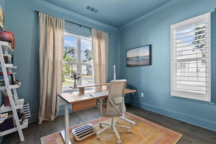 Furnished interior view inside a new home in , Woodstock (Image 12).