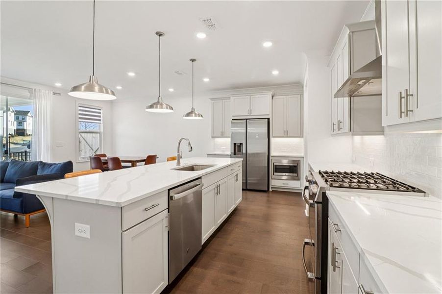 Furnished interior view inside a new home in , Buford (Image 4).