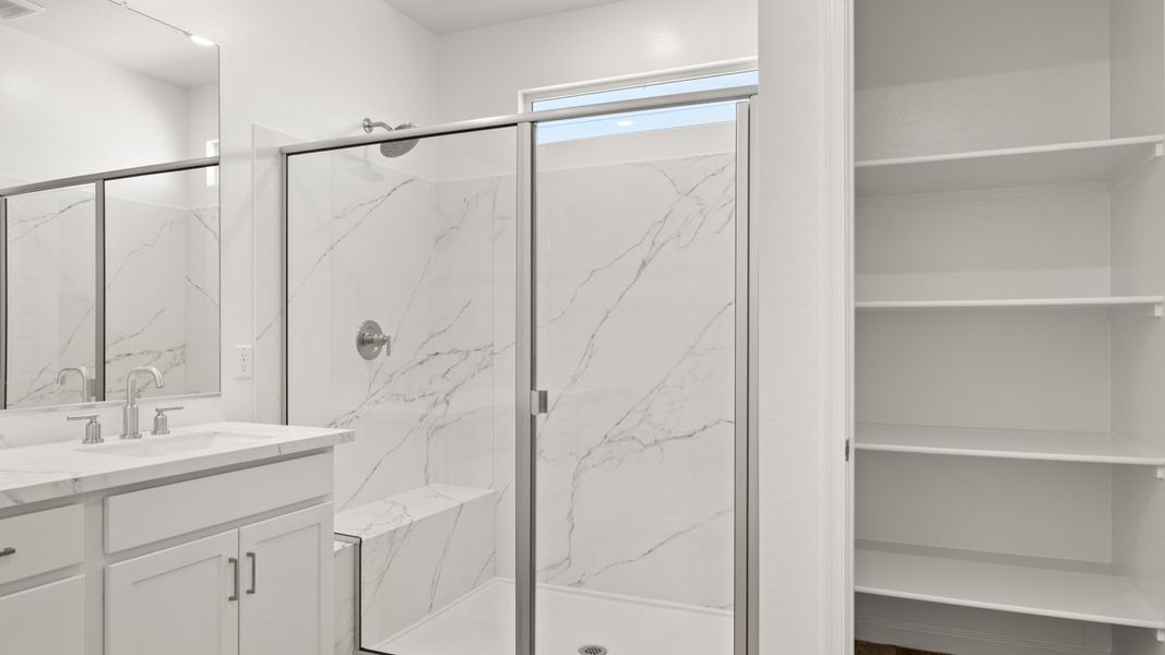 Representative furnished interior of a home built from the Crow by D.R. Horton in Apache Farms, Buckeye (Image 32).