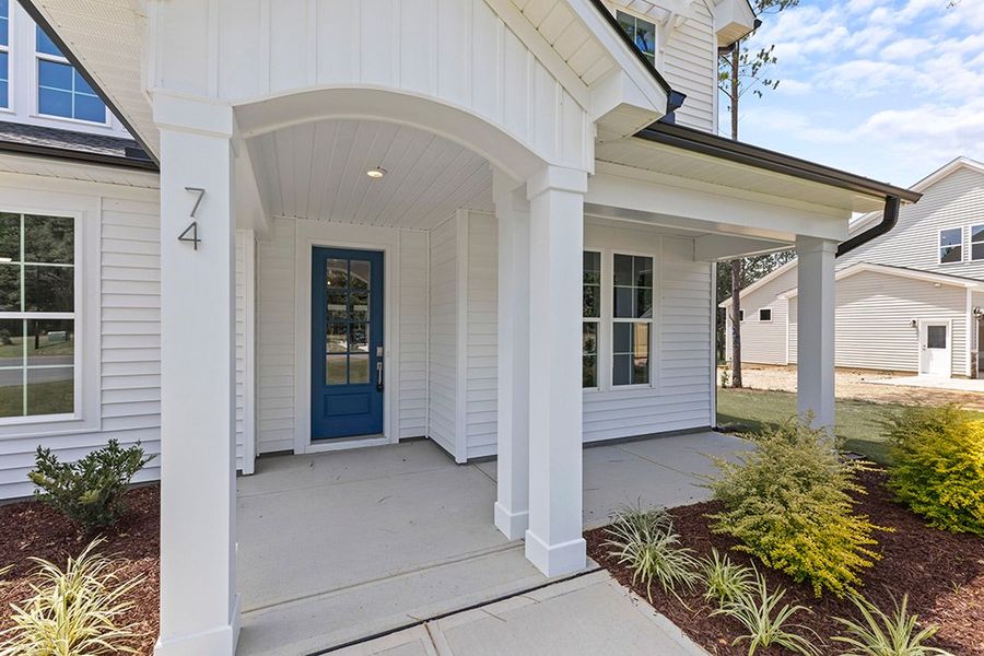 Representative exterior details of a home built from the The Hampton by RobuckHomes in Baylee Ridge, Selma (Image 4). Representative exterior details of a home built from the The Hampton by RobuckHomes in Baylee Ridge, Selma (Image 4).