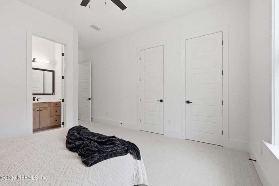 Spacious, unfurnished interior of a new home in Seven Pines 70' Rear Entry, Jacksonville (Image 22).