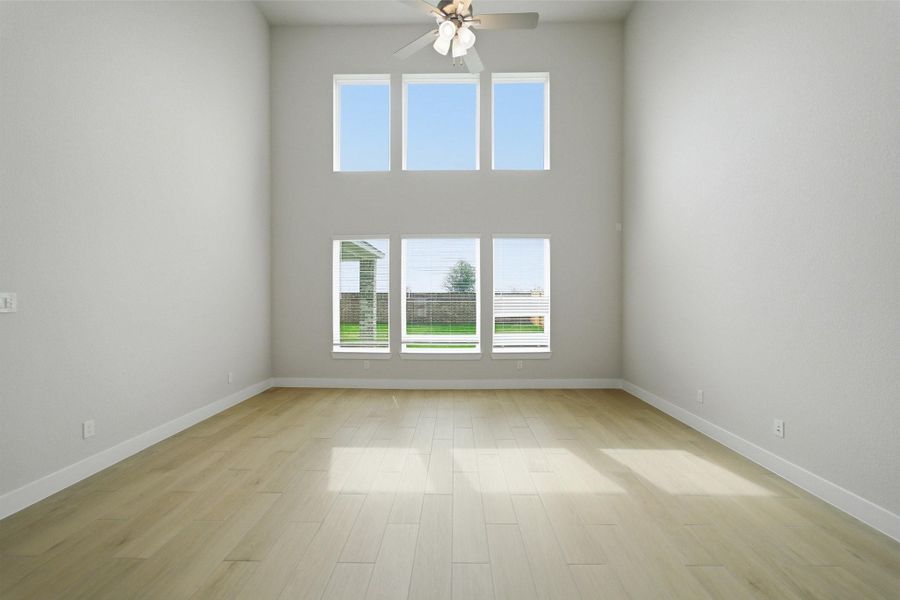 Spacious, unfurnished interior of a new home in Sunterra Lakes, Brookshire (Image 35). Spacious, unfurnished interior of a new home in Sunterra Lakes, Brookshire (Image 35).