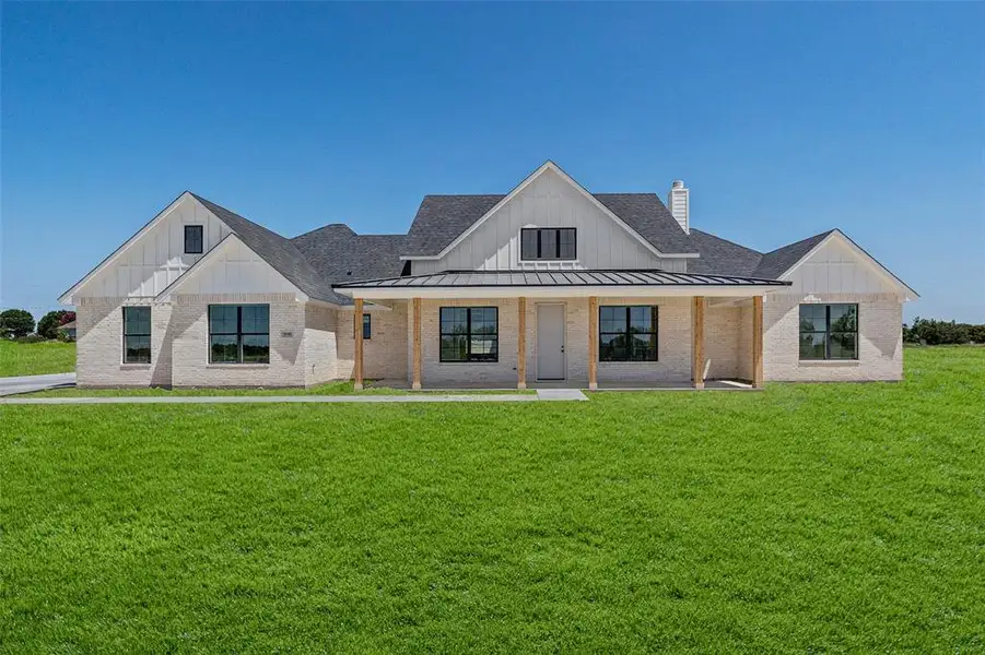 Front exterior of a new home in , Weatherford, TX, highlighting curb appeal (Image 1). Front exterior of a new home in , Weatherford, TX, highlighting curb appeal (Image 1).