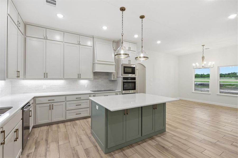 Furnished interior view inside a new home in , Weatherford (Image 6).