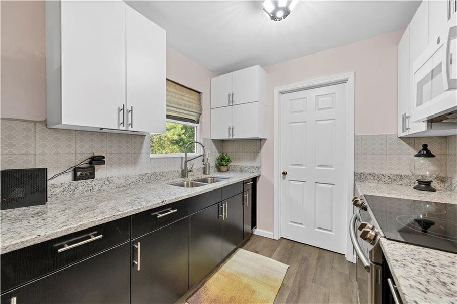 Furnished interior view inside a new home in , McDonough (Image 12).
