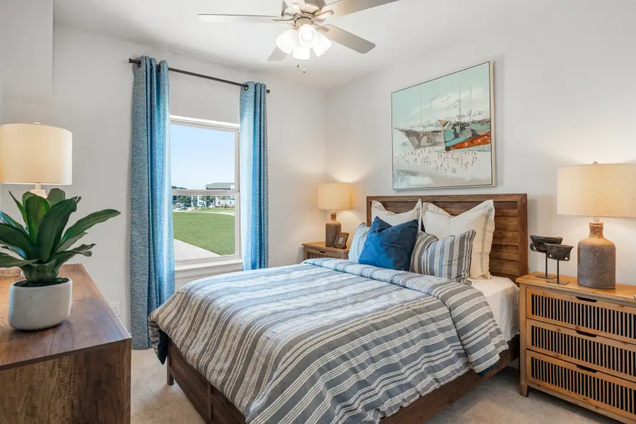 Furnished interior view inside a new home in Waterbend, Euless (Image 11).