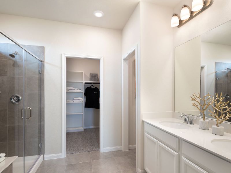 Furnished interior view inside a new home in Webercrest Heights, Houston (Image 10). Furnished interior view inside a new home in Webercrest Heights, Houston (Image 10).