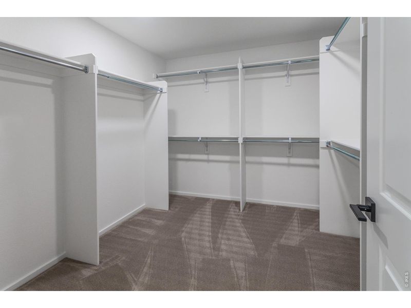 Spacious, unfurnished interior of a new home in , Johnstown (Image 43).