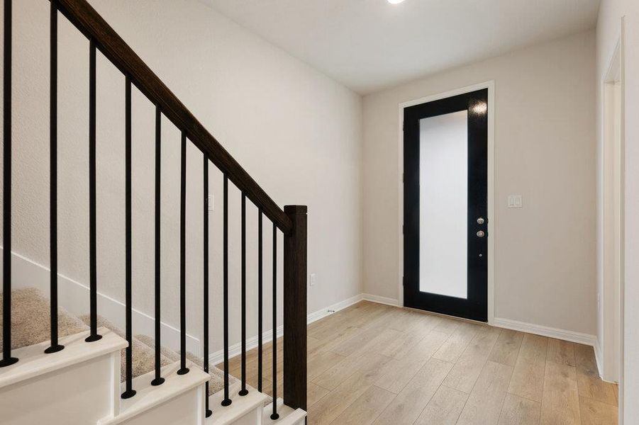 Spacious, unfurnished interior of a new home in Covered Bridge, Hutto (Image 31).