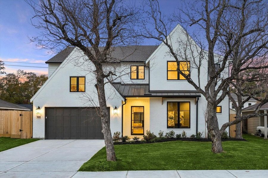 Front exterior of a new home in , Houston, TX, highlighting curb appeal (Image 1). Front exterior of a new home in , Houston, TX, highlighting curb appeal (Image 1).