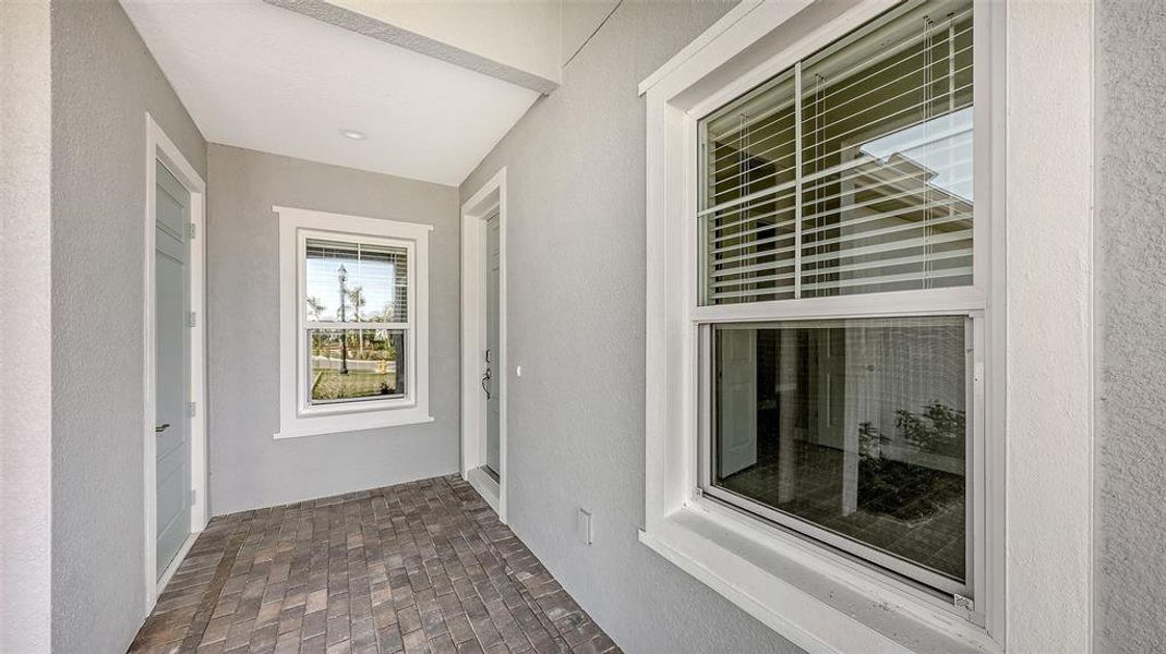 Spacious, unfurnished interior of a new home in , Venice (Image 28).