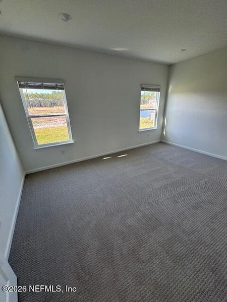 Spacious, unfurnished interior of a new home in Brook Forest, St. Augustine (Image 12).