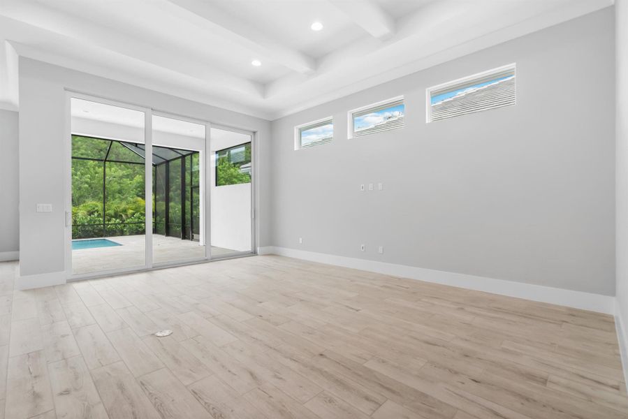 Spacious, unfurnished interior of a new home in , Vero Beach (Image 21).