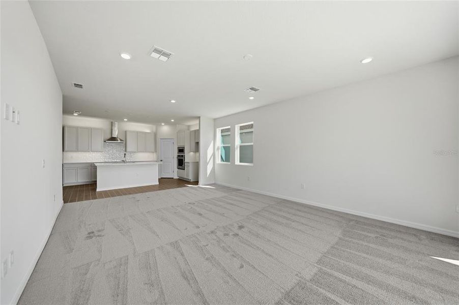 Spacious, unfurnished interior of a new home in , Punta Gorda (Image 17).